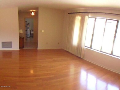 Living Room.img