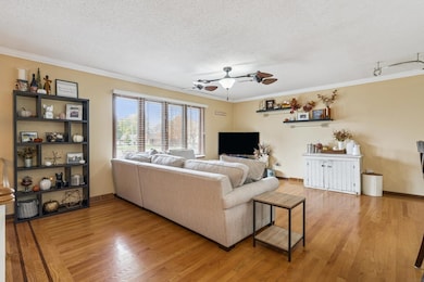 1121 4th St NE, Independence, IA 50644 - photo 6