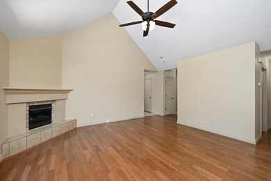 815 S Southgate Dr, Nixa, MO 65714 - photo 6