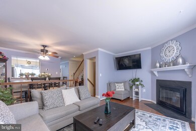13959 Lightburn Ln, Centreville, VA 20121 - photo 3