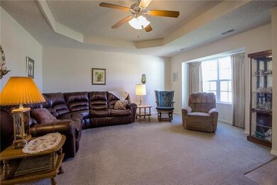 1025 Carlisle Dr, Raymore, MO 64083 - photo 6