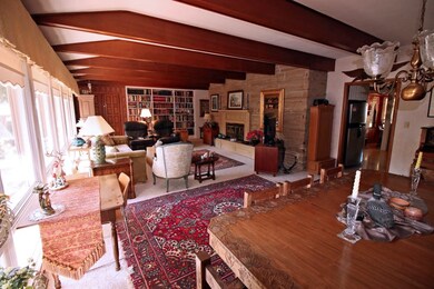 Living Room / Dining Room