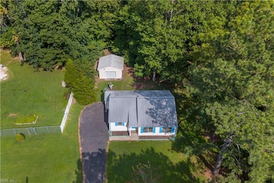 8855 Marlfield Rd, Gloucester, VA 23061 - photo 3