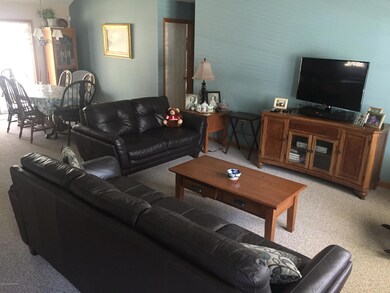 277 Mountain View Dr, Jim Thorpe, PA 18229 - photo 5