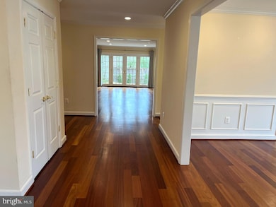 4105 Edgevale Ct, Chevy Chase, MD 20815 - photo 3