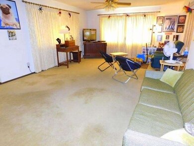 16566 Green Tree Blvd, Victorville, CA 92395 - photo 3