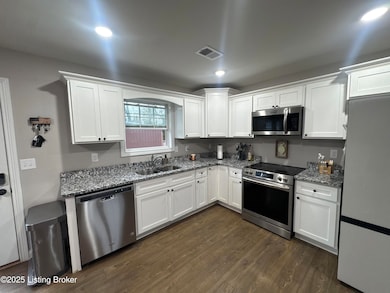 114 Shallow Springs Ct, Bardstown, KY 40004 - photo 5