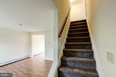 816 Shaw Ave, Lansdale, PA 19446 - photo 3