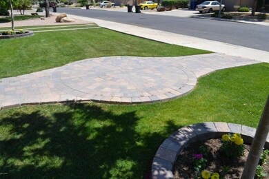 FRONT PATIO 4