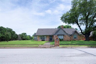 1720 Wimbleton Dr, Bedford, TX 76021 - photo 2