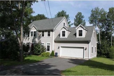 23 Valley Ln, Amherst, MA 01002 - photo 3