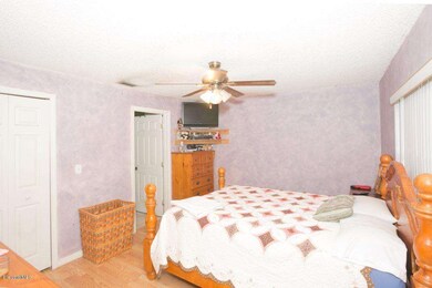 1171 Schumann - Master Bedroom