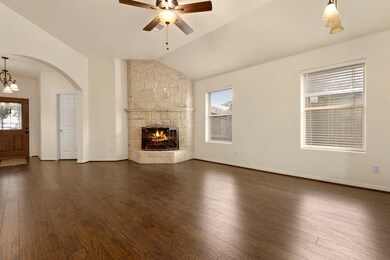 412 De Coster Blvd, Alvin, TX 77511 - photo 7