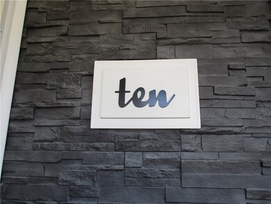 10 Robin Hood Dr, Riverside, RI 02915 - photo 2