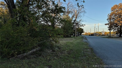 803 N 5th St, Jay, OK 74346 - photo 4