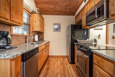 41SteppingStoneWay-7