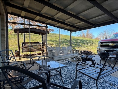 69142 Woods Rd, Bridgeport, OH 43912 - photo 5