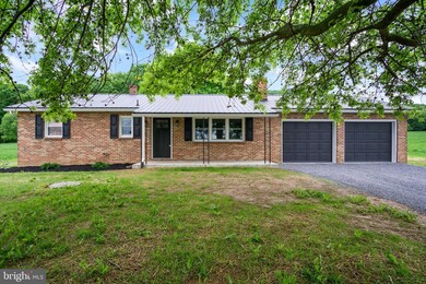 1871 Apple Way, Saint Thomas, PA 17252 - photo 3