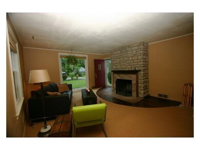 684 Yaronia Dr S, Columbus, OH 43214 - photo 3