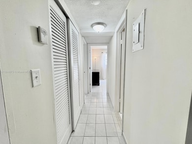 Warrenton House Condos unit 122, Hollywood, FL 33020 - photo 6