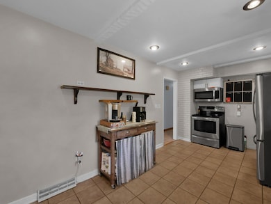 331 Tarlton Rd, Circleville, OH 43113 - photo 6