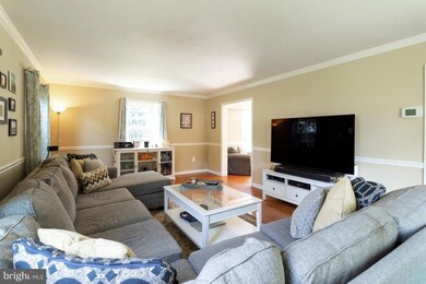 4002 Yarmouth Ln, Bowie, MD 20715 - photo 7