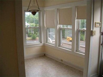 354 S Pleasant St, Amherst, MA 01002 - photo 4