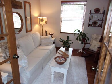 5294 Saddlebrook reading room 2
