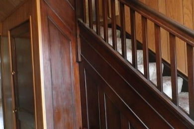Original wood in entry