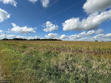 Great opportunity to gain nice cropland in the area.