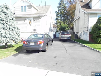 114 Mehrhof Rd unit HM, Little Ferry, NJ 07643 - photo 2