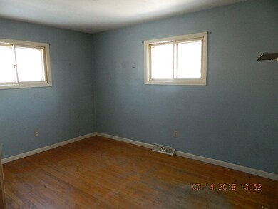 2213 Midland Dr, Erie, PA 16506 - photo 6