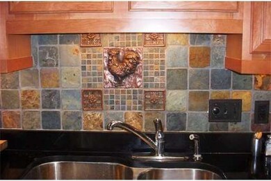 55 Lebeaux Dr, Shrewsbury, MA 01545 - photo 3