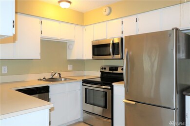 2005 Tibbetts Dr unit 206, Longview, WA 98632 - photo 5