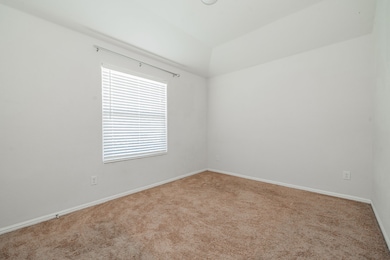 8324 Windsor Forest Dr, Fort Worth, TX 76120 - photo 6