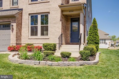 42368 Abney Wood Dr, Chantilly, VA 20152 - photo 5