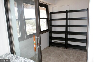 9627 White Acre Rd unit C-4, Columbia, MD 21045 - photo 3