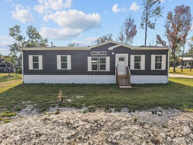 889 NE 434th St, Old Town, FL 32680 - photo 4