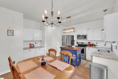 111 Golden Crest Ct, Mauldin, SC 29662 - photo 5