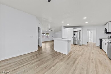 4658 Fuentes Way, Las Vegas, NV 89121 - photo 5