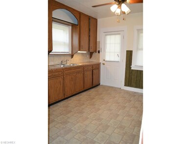 Spacious Kitchen