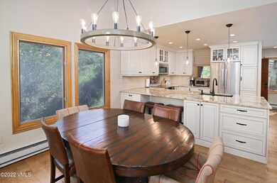Dining to Kitchen