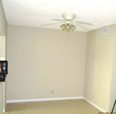 Hampton Gardens Condominium unit 101, Deerfield Beach, FL 33441 - photo 6