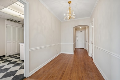 Edgewater Beach Apartments unit 602, Chicago, IL 60640 - photo 2