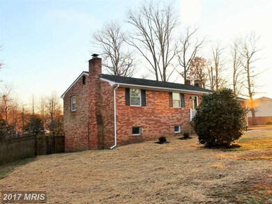 22820 Gunston Dr, Lexington Park, MD 20653 - photo 3