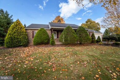 1053 Hilltop Rd, Leesport, PA 19533 - photo 4