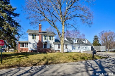 6-web-or-mls-2527-sherwood-st-sw