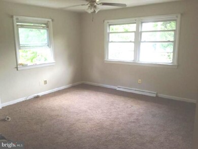 102 Spruce St unit B, Delran, NJ 08075 - photo 6