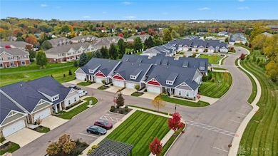 629 Bungalow Ct, Beavercreek, OH 45430 - photo 2