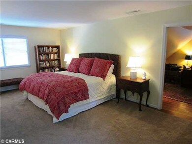 Master Bedroom - Front to back master bedroom suit